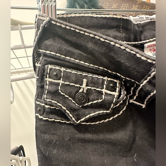 True Religion Black Skinny Jeans with White Stitching - Picture 6 of 11